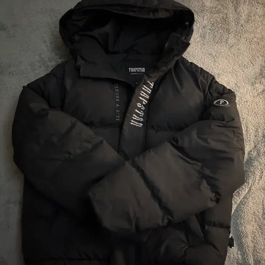 [BUNJANG] Trapstar Black Padded Jumper Hooded Jacket / 트랩스타 블랙 패딩 점퍼 후드