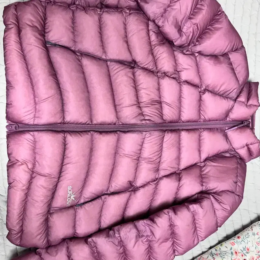 [BUNJANG] Sunlove Fly Light Down Jacket Pink S Size / 썬러브 플라이 라이트 다운자켓 핑크 경량패딩 S사이즈