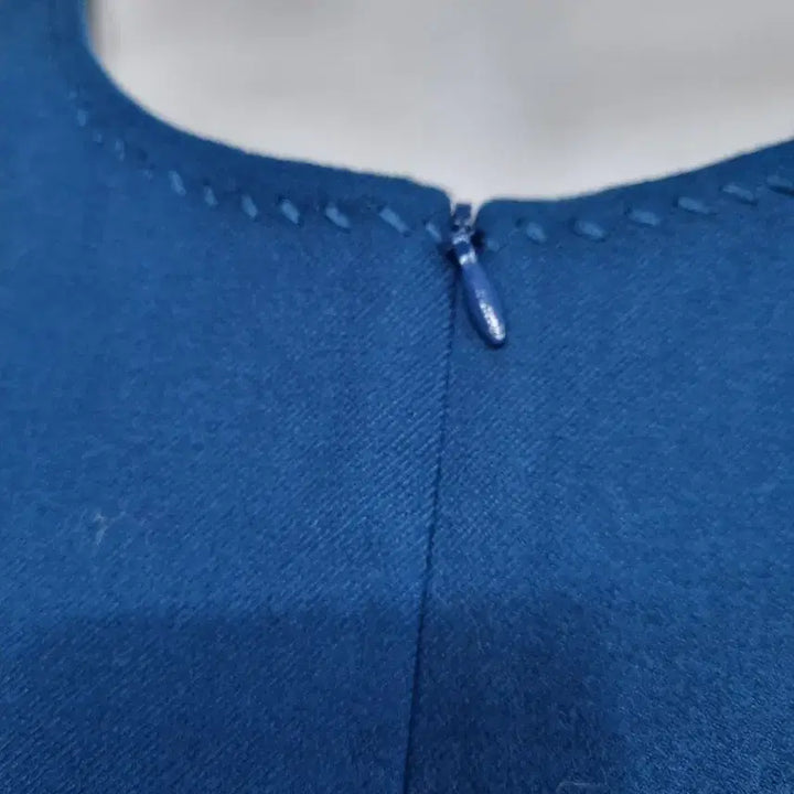 [BUNJANG] Valencia Blue Puff Sleeve Long Dress (Size 66) / 발렌시아 파란색 퍼프소매 롱 원피스 66