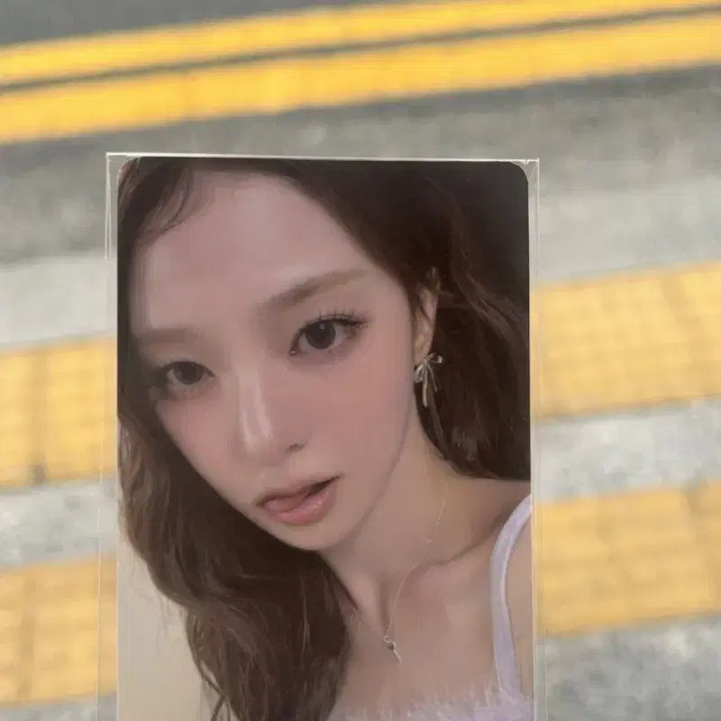 [BUNJANG] fromis_9 Lee Na Gyung Photocard / 프로미스나인 이나경 포토카드 팝니다