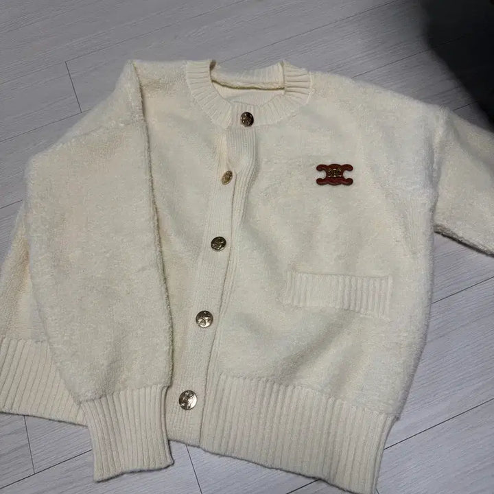 [BUNJANG] Cell Style Ivory Boucle Cardigan / 셀 스타일 아이보리 가디건