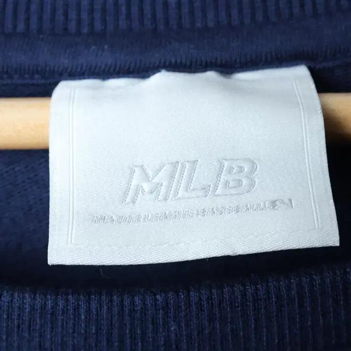 [BUNJANG] MLB New York Yankees Navy Sweatshirt / W(S) MLB 엠엘비 맨투맨 티셔츠 뉴욕양키즈 네이비-17519
