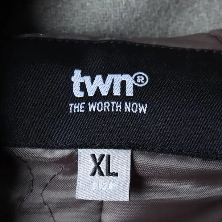 [BUNJANG] The War Is Now Duffle Coat Jacket / (XL-2XL) 더워스나우 코트자켓 더플 떡볶이 연그린 키치-17529