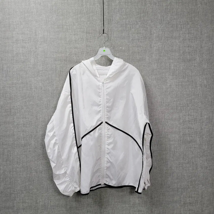 [BUNJANG] F White Windbreaker / ㅊ245 화이트 바람막이 F