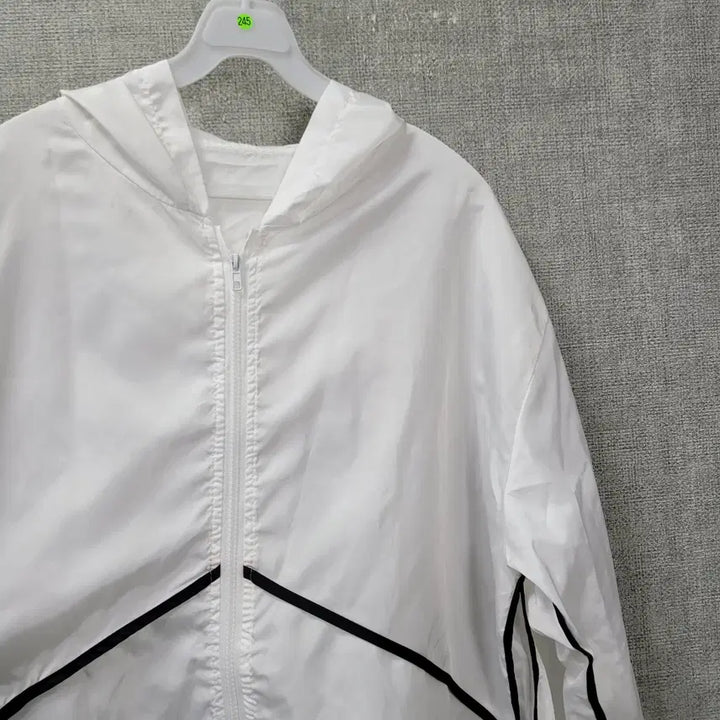 [BUNJANG] F White Windbreaker / ㅊ245 화이트 바람막이 F