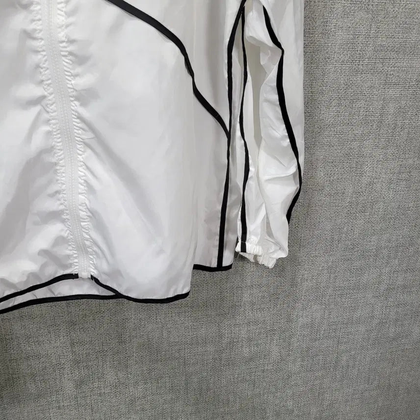 [BUNJANG] F White Windbreaker / ㅊ245 화이트 바람막이 F