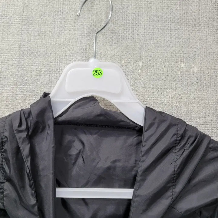 [BUNJANG] Unspecified Hooded Windbreaker Jacket / ㅊ253 후드바람막이 F