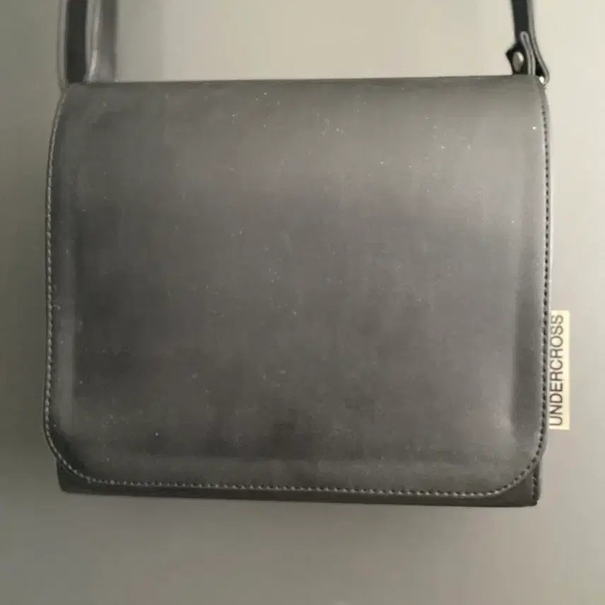 [BUNJANG] Undercross Black Crossbody Bag / undercross 블랙 크로스백