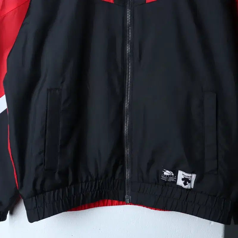 [BUNJANG] Descente Windbreaker Jacket / (M) 데상트 집업 바람막이 점퍼자켓 검빨 레드 올드스쿨-1746D