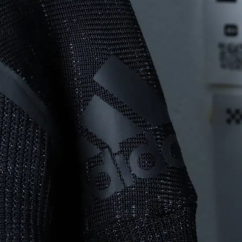 [BUNJANG] Adidas Slim Fit Functional Hoodie Jacket / (M) 아디다스 후드집업 기능성 슬림핏 패턴 블랙-17478