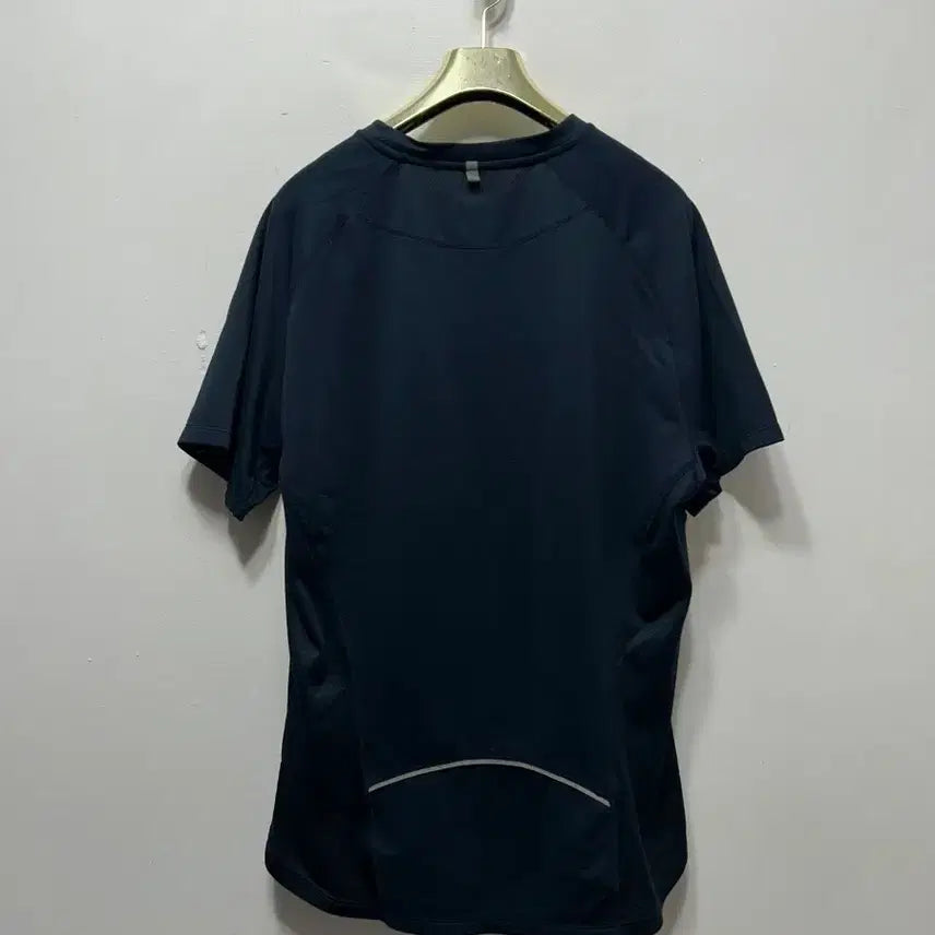 [BUNJANG] Nike Functional Short Sleeve T-shirt Black/Yellow M / 나이키 기능성 반팔 티셔츠 블랙/옐로우 M