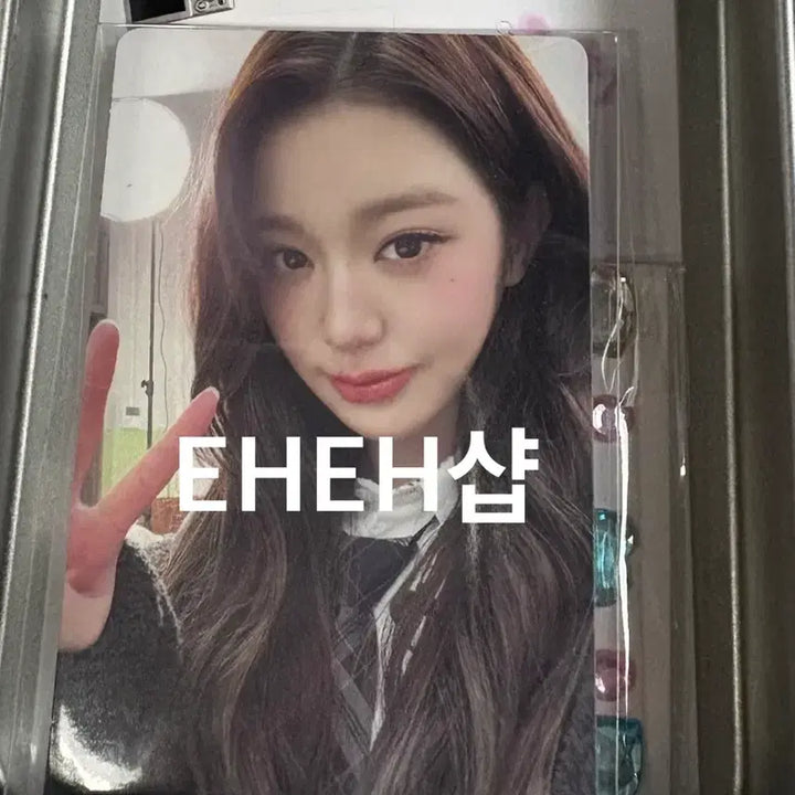 [BUNJANG] 아이브 장원영 리바이브 공방 포카 / 아이브 장원영 리바이브 공방 포카