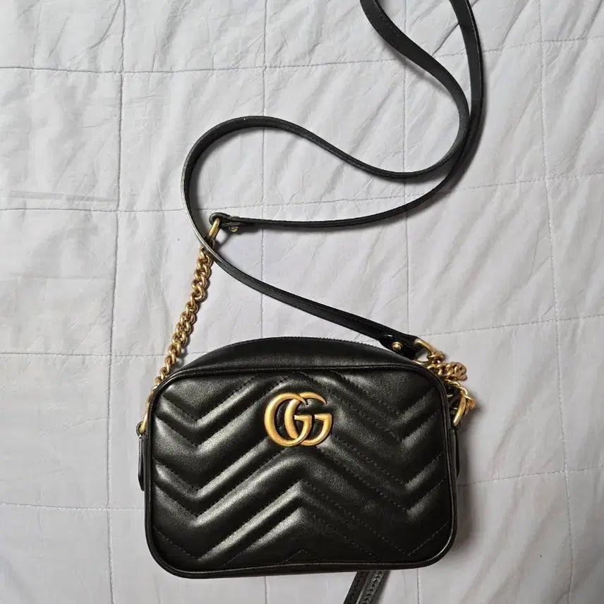 [SOLD OUT] 구찌 마몬트 블랙 미니 크로스백