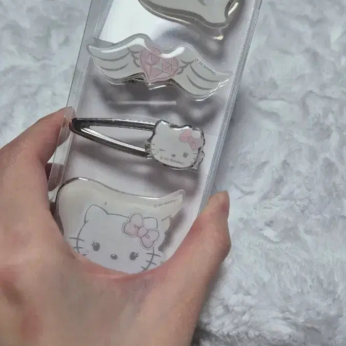 [BUNJANG] Fillimilli Hello Kitty Hairpin Set / 필리밀리 헬로키티 헤어핀 4P 세트