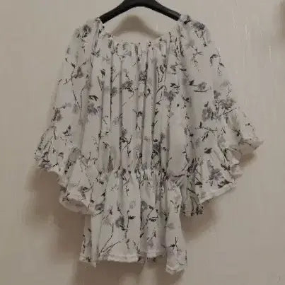 [BUNJANG] Chiffon Frill Blouse / 시폰 프릴 블라우스