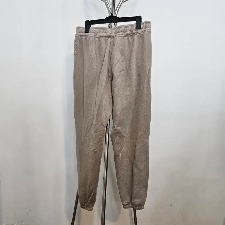 [BUNJANG] Calvin Klein Training Pants 31 inch / 캘빈클라인 트레이닝 팬츠 31인치