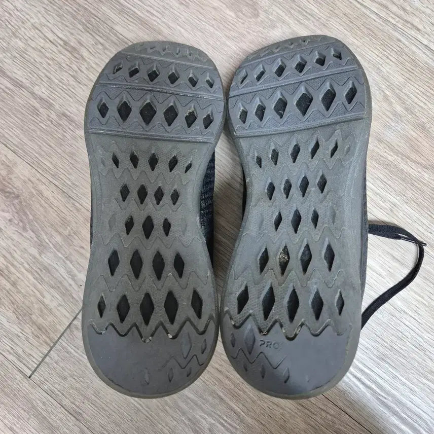 [BUNJANG] Prospecs Sneakers 250 - Black / 프로스펙스 운동화 250