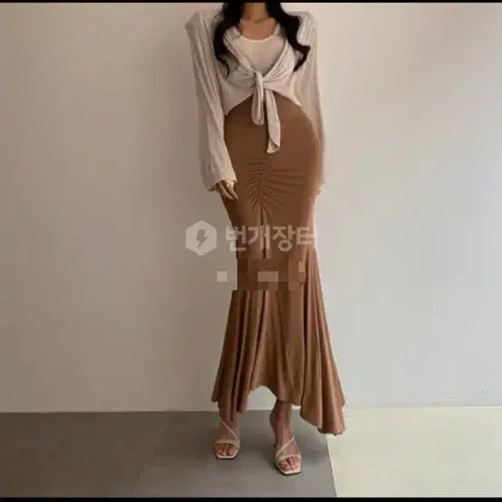 [BUNJANG] Manatee Shirring Long Skirt Free Size Beige / 매너티 셔링 롱스커트free