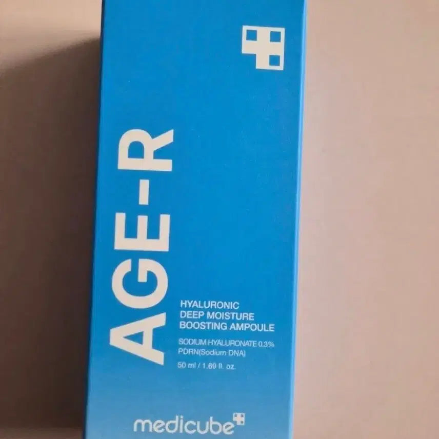 [BUNJANG] Medi Cube Hyaluronic Deep Moisture Boosting Ampoule (Sealed) / 메디큐브 히알루로닉 딥 모이스처 부스팅 앰플 미개봉 새상품