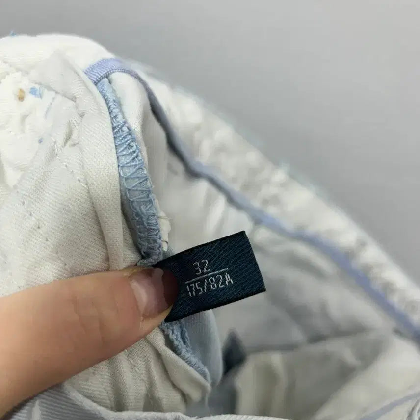 [BUNJANG] Ralph Lauren Sky Blue Embroidered Shorts / 랄프로렌 하늘색 새 자수 반바지 면바지 32사이즈