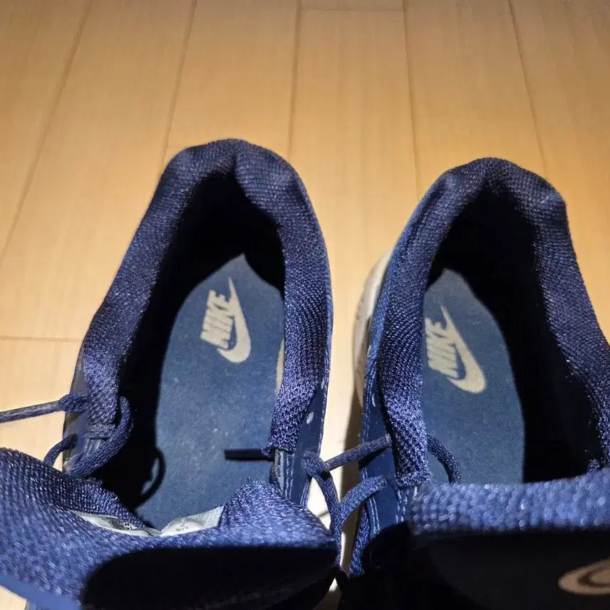 [BUNJANG] Nike Men's Navy Sneakers / 나이키 250