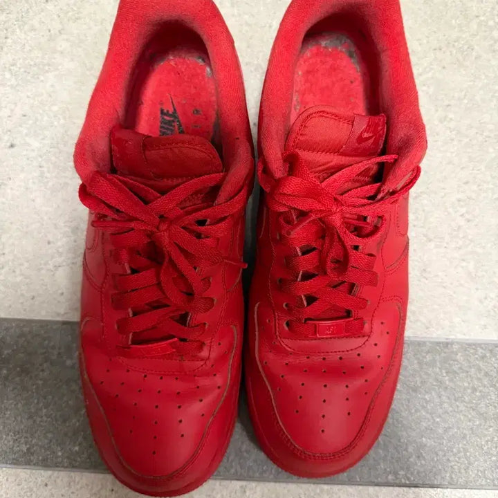 [BUNJANG] Nike Air Force Triple Red Sneakers / 나이키 에어포스 트리플레드 285사이즈