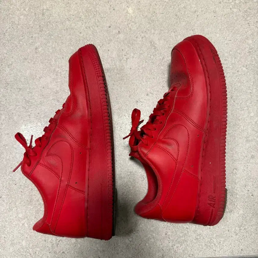 [BUNJANG] Nike Air Force Triple Red Sneakers / 나이키 에어포스 트리플레드 285사이즈