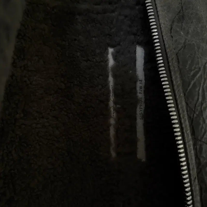 [BUNJANG] Rick Owens Sisyphus Crack Lamb Shearling Jacket / [46] 릭오웬스 18FW 시시포스 크랙 램 레더 무스탕 자켓