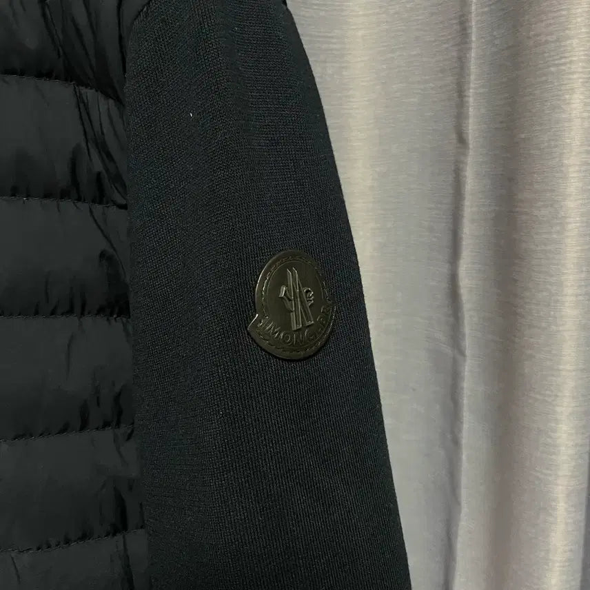 [BUNJANG] Moncler Tricot Knit Padded Cardigan (Navy, L) / 몽클레어 니트패딩 트리콧 가디건 L 네이비