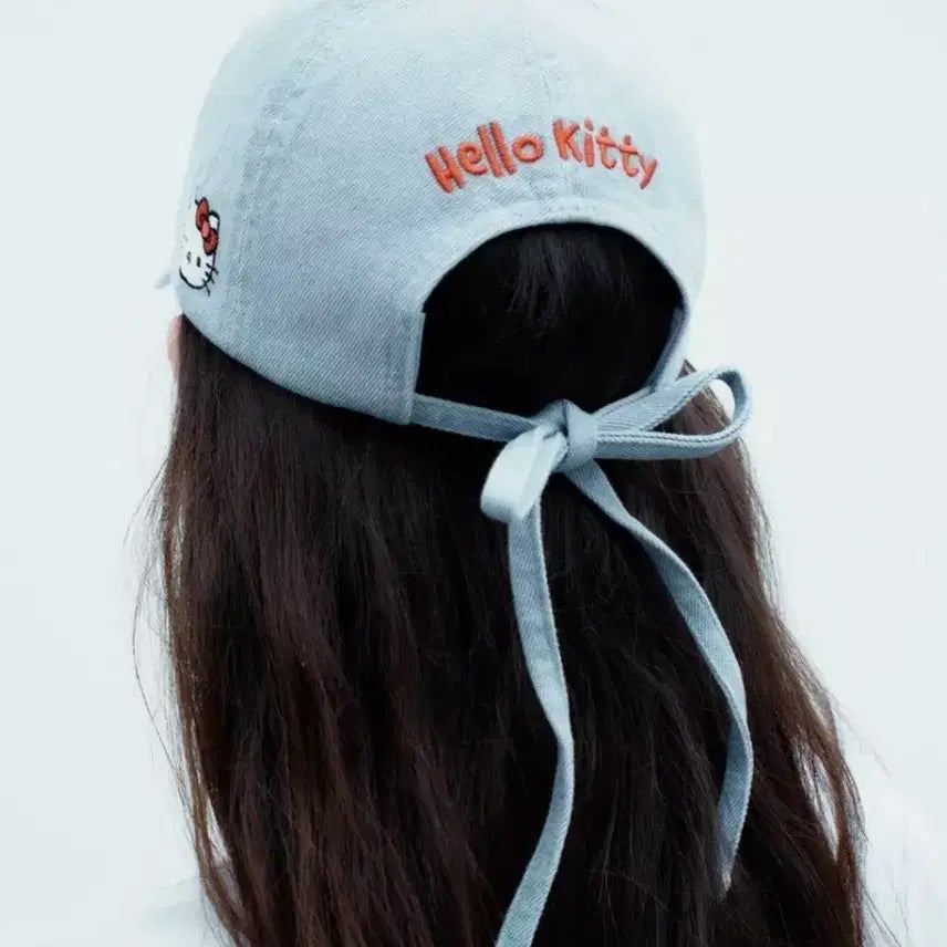 [BUNJANG] Hello Kitty Denim Ball Cap Hat / 헬로키티 데님 볼캡 모자 연청색/자라