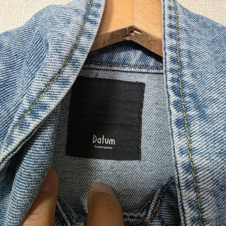 [BUNJANG] Datum Blue Denim Jacket Outerwear / 데이텀 청 데님 자켓 간절기 아우터  프리사이즈 여자용