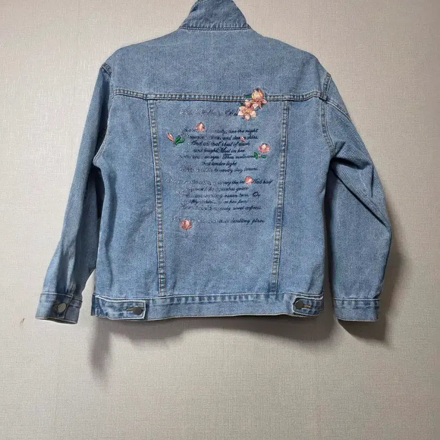 [BUNJANG] Datum Blue Denim Jacket Outerwear / 데이텀 청 데님 자켓 간절기 아우터  프리사이즈 여자용