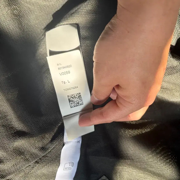 [BUNJANG] Stone Island Crinkle Reps 25SS Windbreaker Jacket / 스톤아일랜드 크링클랩스 25ss 바람막이 100 L