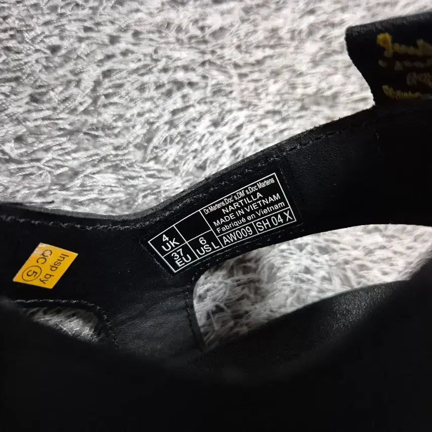 [BUNJANG] Dr. Martens Natilla Sandals UK4 / 닥터마틴 나틸라 샌들 UK4