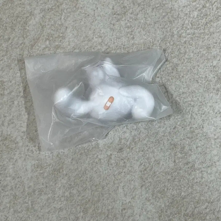 [BUNJANG] Sanrio Cinnamoroll Figure / 산리오 꽈당 반창고 시나모롤 가챠 피규어 판매합니다.
