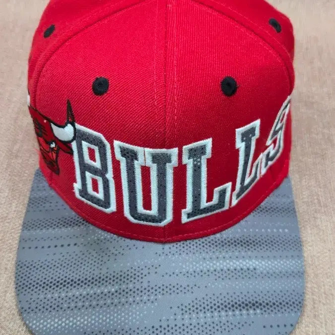 [SOLD OUT] NBA - 시카고 불스 레어 빈티지 레트로 아디다스 스냅백 모자 농구
