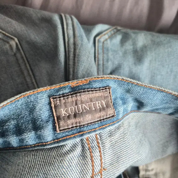 [BUNJANG] Capital Gemstone Denim Shorts / 캐피탈 잼스톤 반바지