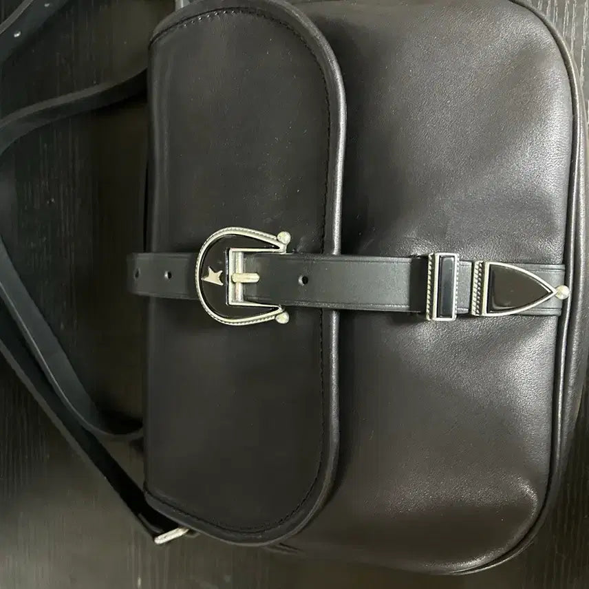 [BUNJANG] Golden Goose Rodeo Bag Medium / 골든구스 여성 로데오백 미디엄