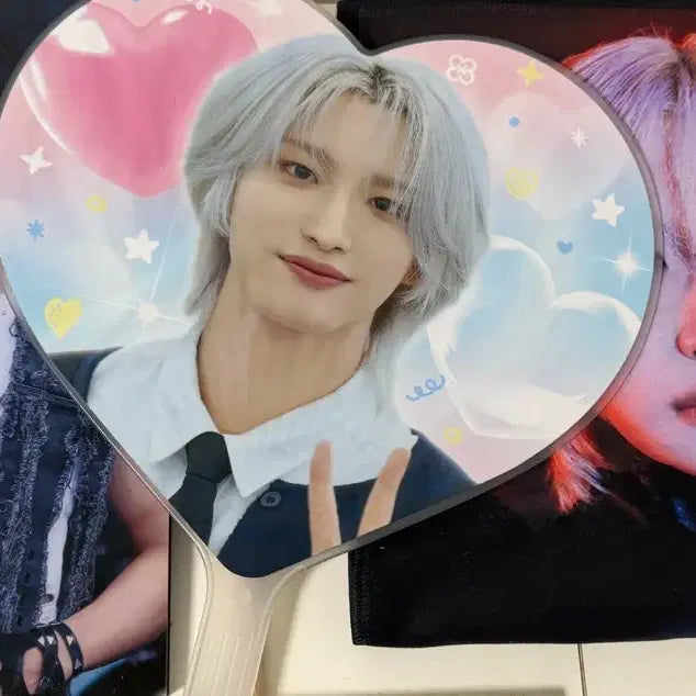 [BUNJANG] ATEEZ Seonghwa Bundle Set - Photo Frame, Uchiwa, Slogan / 에이티즈 성화 액자+우치와+슬로건 일괄 양도