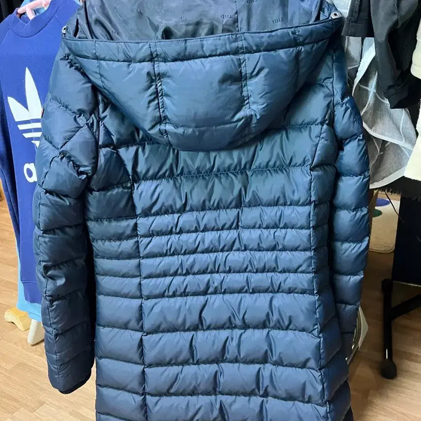 [BUNJANG] Tommy Hilfiger Women's Navy Padded Jacket / 패딩 타미힐피거
