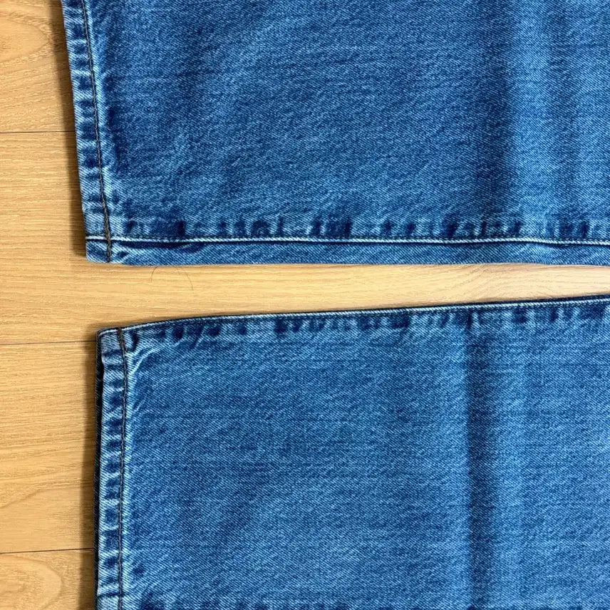 [BUNJANG] Uniqlo Regular Tapered Jeans (Size 28) / 유니클로 레귤러 테이퍼드진 28사이즈