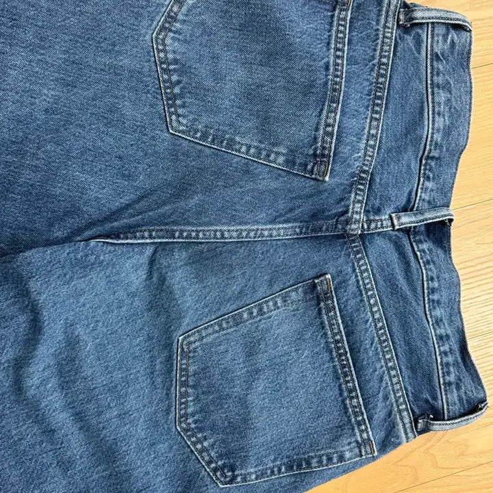 [BUNJANG] Uniqlo Regular Tapered Jeans (Size 28) / 유니클로 레귤러 테이퍼드진 28사이즈