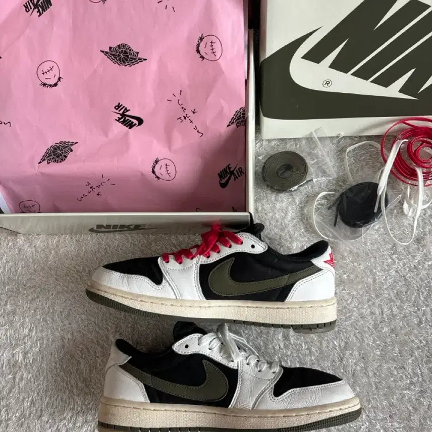 [BUNJANG] Nike Scott Olive Sneakers / 나이키 스캇 올리브