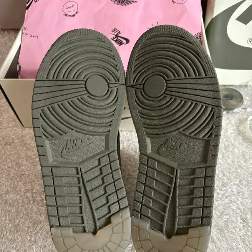 [BUNJANG] Nike Scott Olive Sneakers / 나이키 스캇 올리브