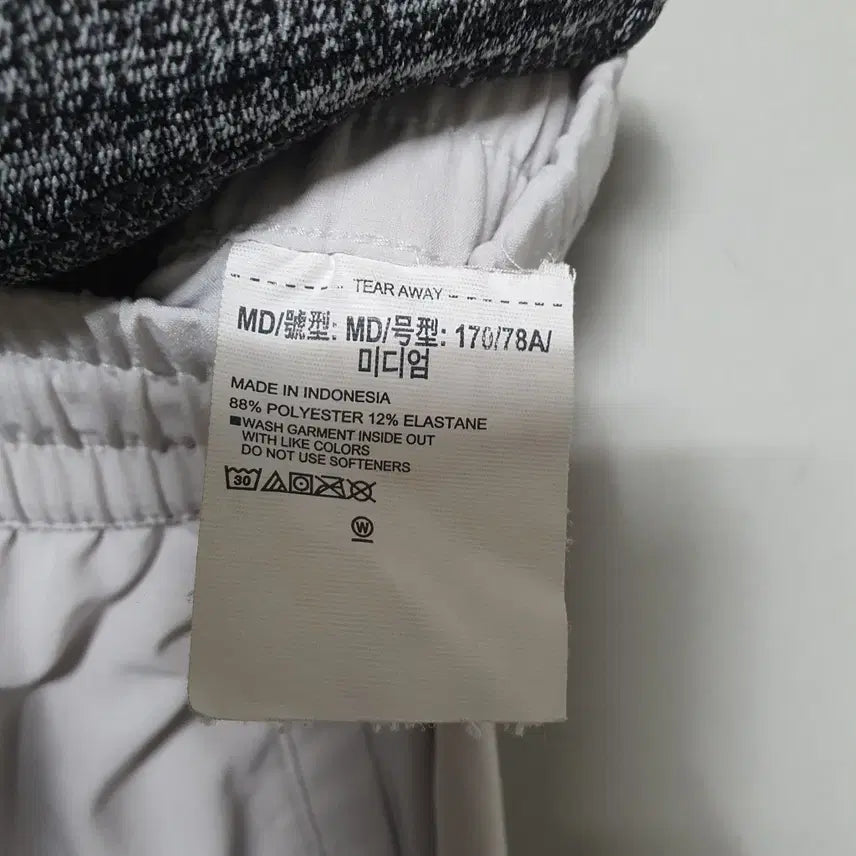 [BUNJANG] Under Armour Men's Spring/Summer Woven Warm-Up Training Pants M / N12 언더아머 남성 춘하 우븐 웜업 트레이닝 바지 M 20년식