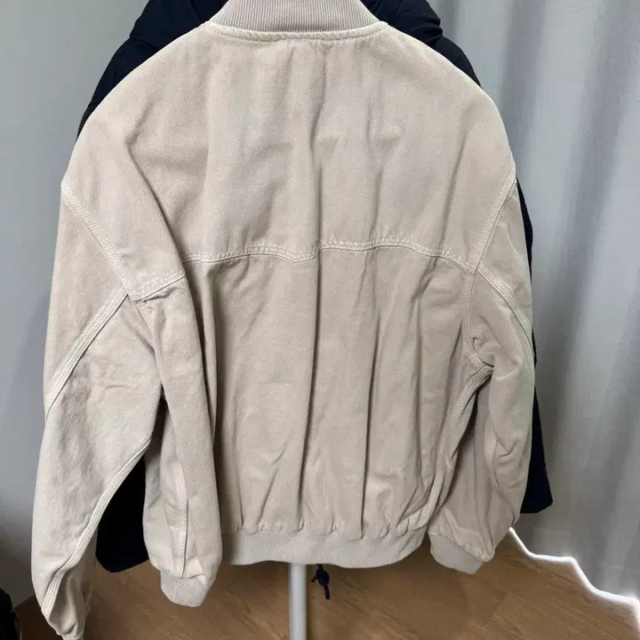 [SOLD OUT] 칼하트 윕  베이지 봄버 자켓