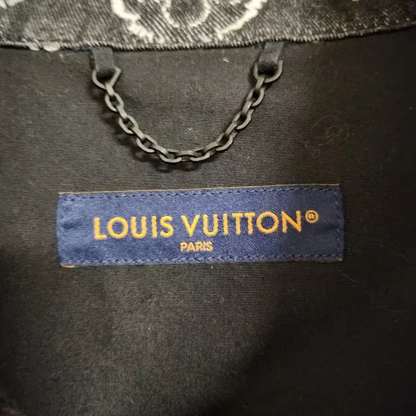 [BUNJANG] Louis Vuitton Chambray Denim Shirt Jacket / 루이비통 백화점판 샴브레이 데님 셔츠 자켓