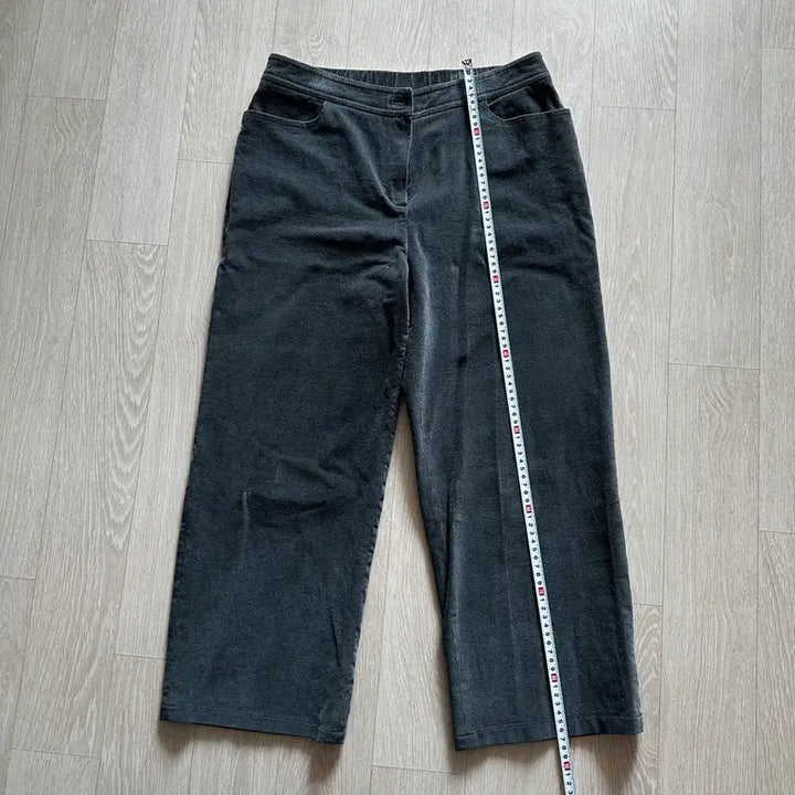 [BUNJANG] Frelyn Corduroy Wide Pants (Size 77) / 프렐린 코듀로이 와이드 팬츠 (77)