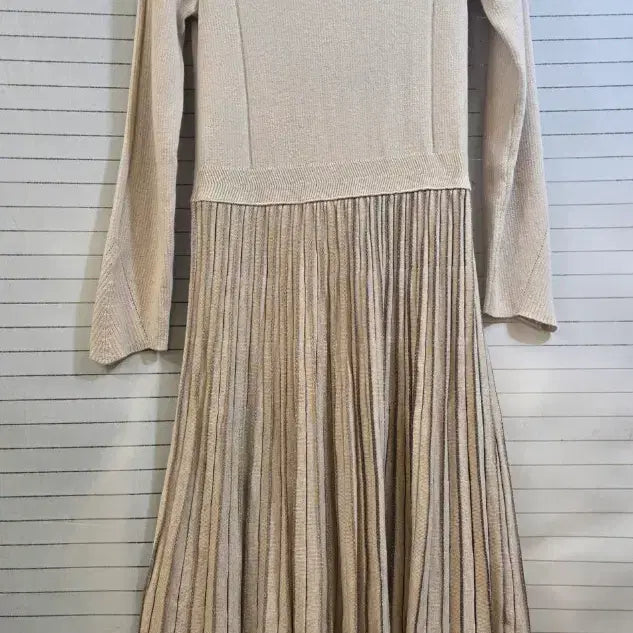 [BUNJANG] Time Knit Pleated Long Dress Beige / 타임 니트 플리츠 롱 원피스 베이지