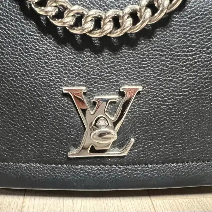 [BUNJANG] Louis Vuitton Lockme II BB Handbag / 루이비통 락미2 bb